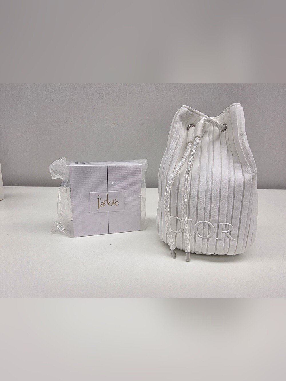 NIB DIOR J'Adore Mini Duo Set Dior and Makeup Cosmetics Bag - Picture 2 of 9